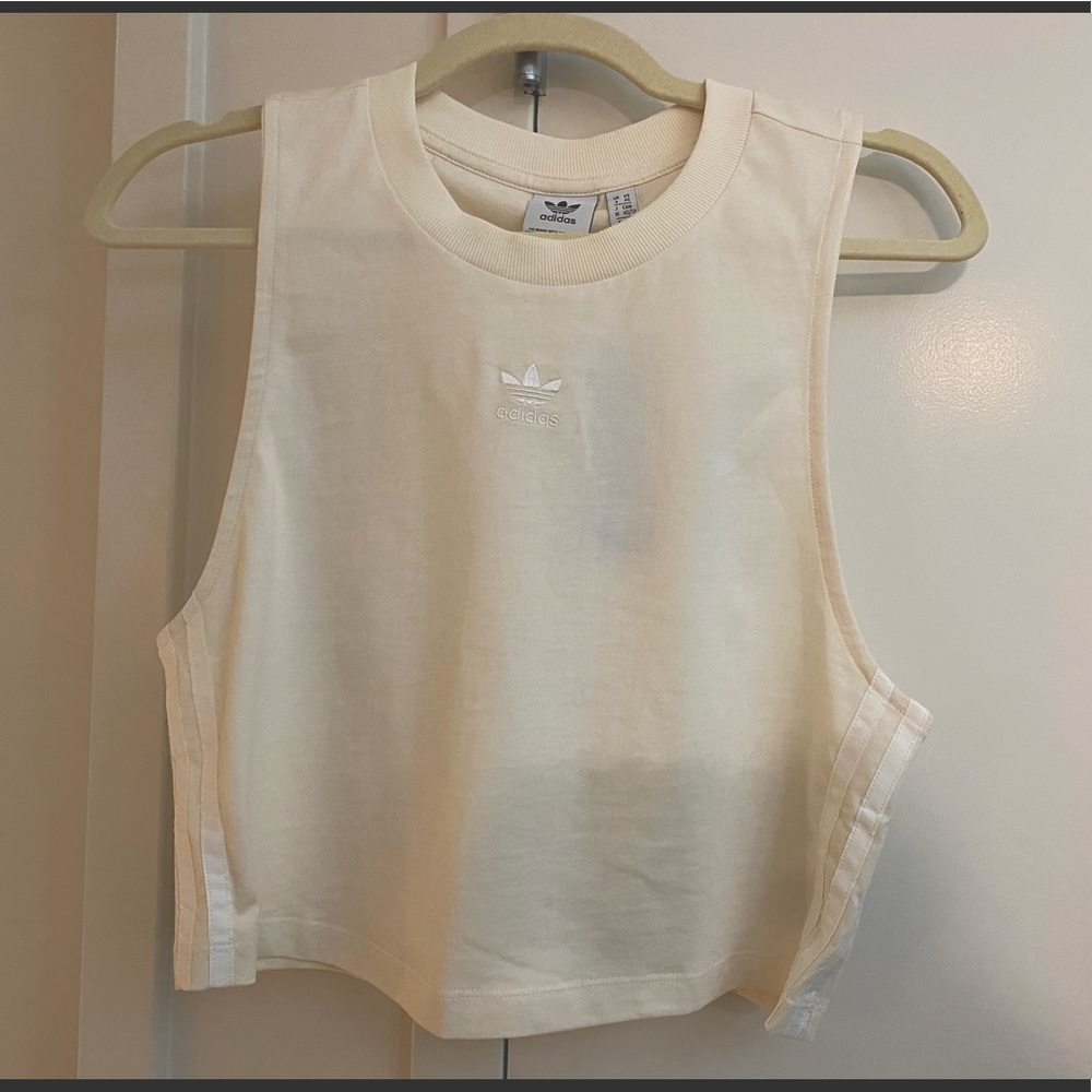 NWT adidas Originals no dye logo cropped tank top